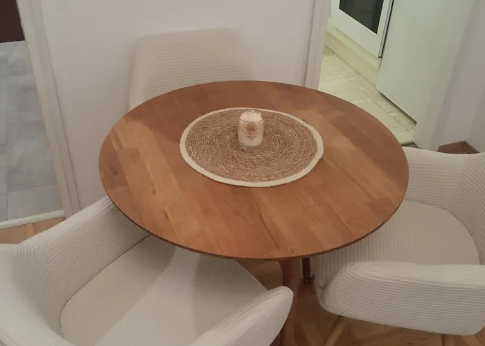 דירה With וינה